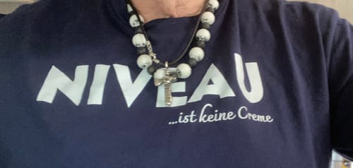 Customer photo review of Niveau - Premium Shirt