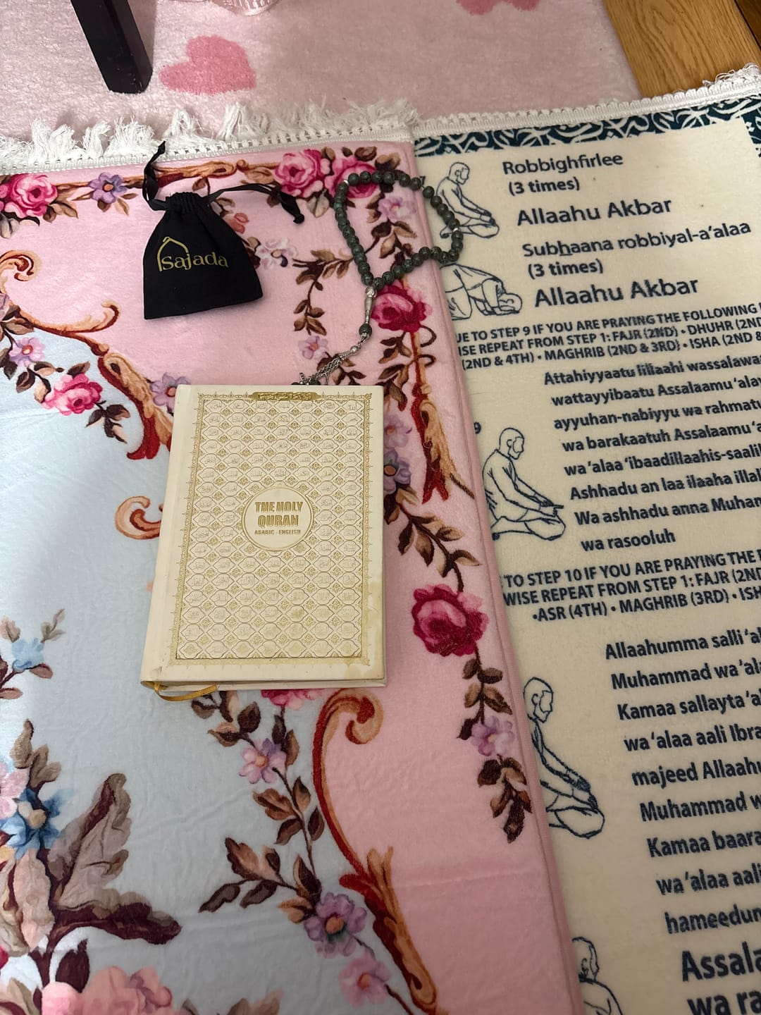 Customer photo review of Rosy Rehma Padded Prayer Mat