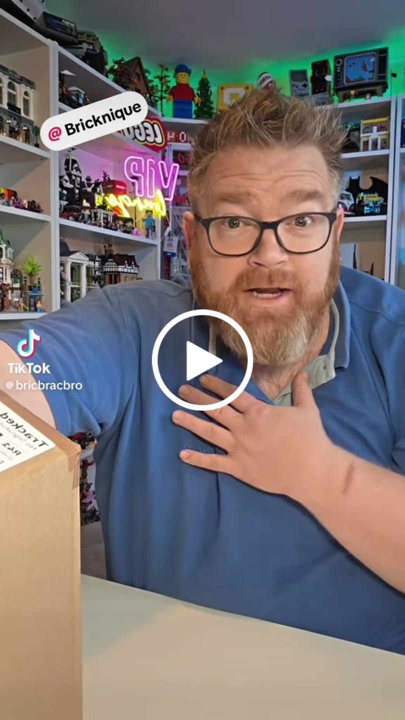 Customer video review of Record Store by LumiBricks UK