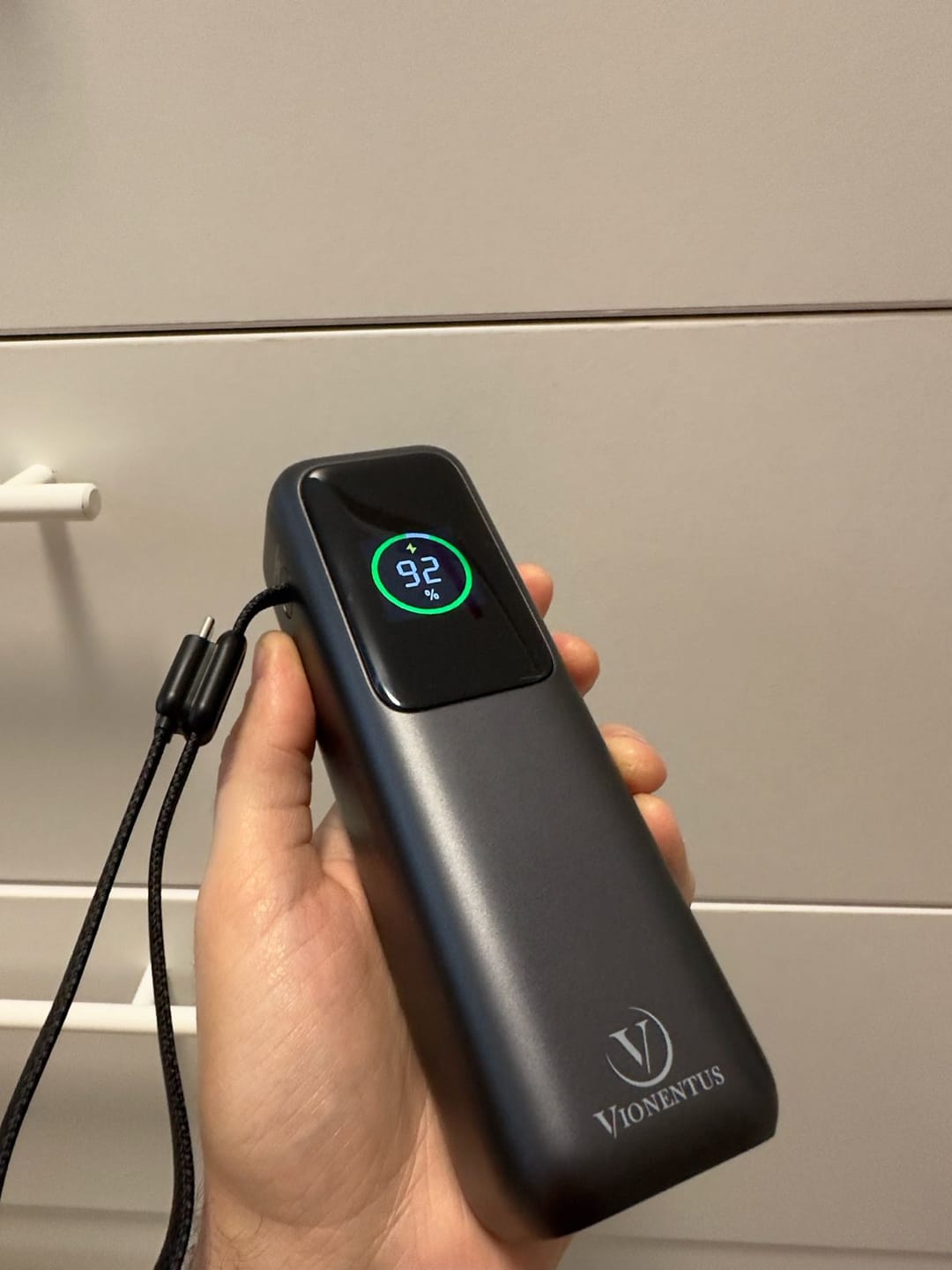 Customer photo review of Viongo VN820 Power Bank 165W Fast Charging 27K