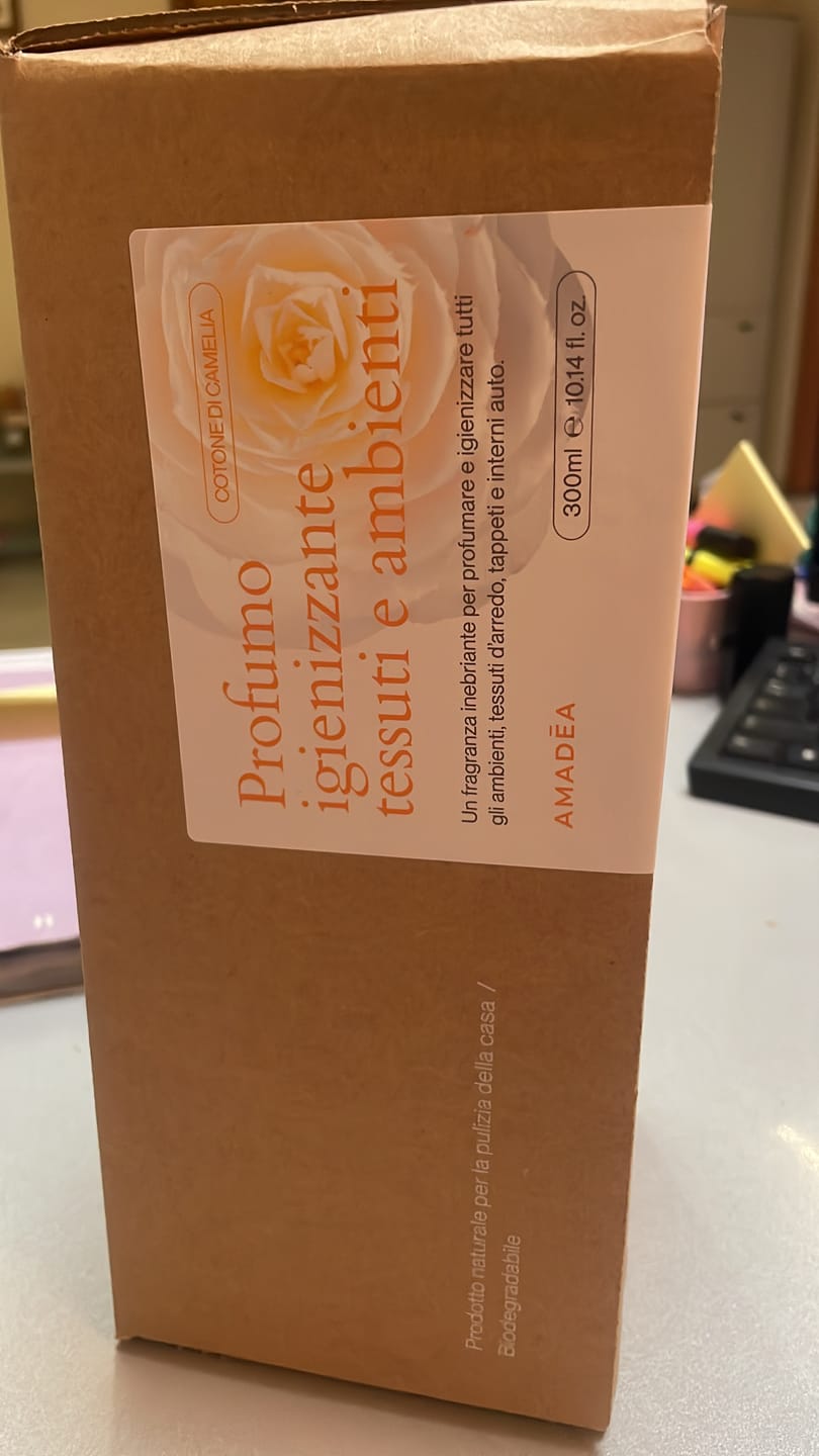 Customer photo review of Kit Profumo "Ambre": igienizzante tessuti e ambienti 300ml + 1 Litro