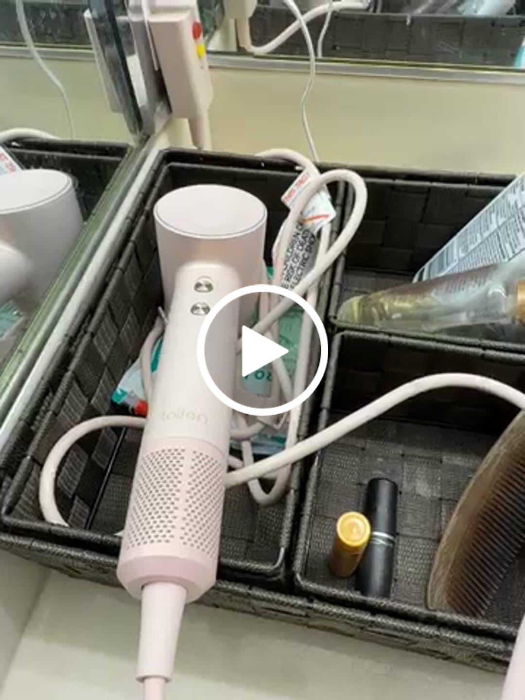 Customer video review of Laifen Swift Special · High-speed hair dryer (3 nozzles)