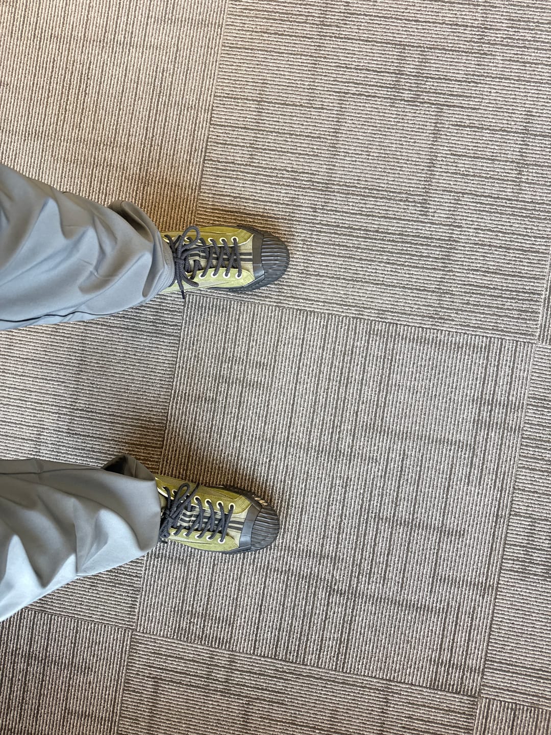 Customer photo review of Grounder Low-Top Hiker Military Green/Black
