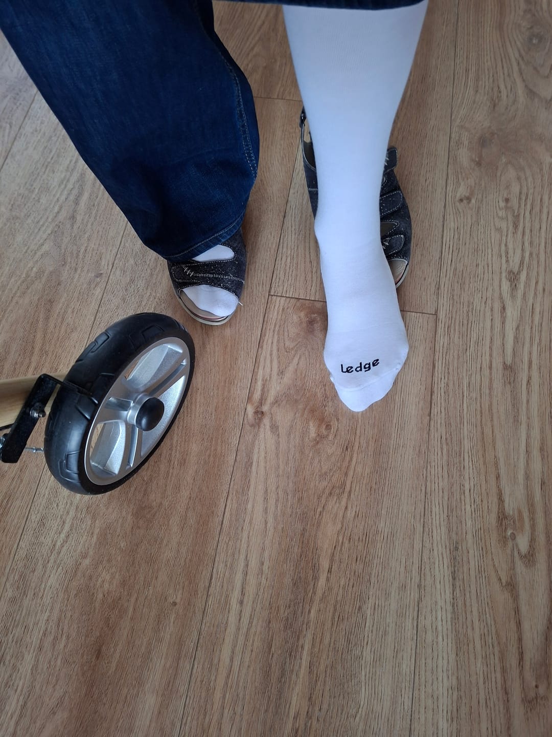 Customer photo review of Essential Compression Socks Warm Taupe