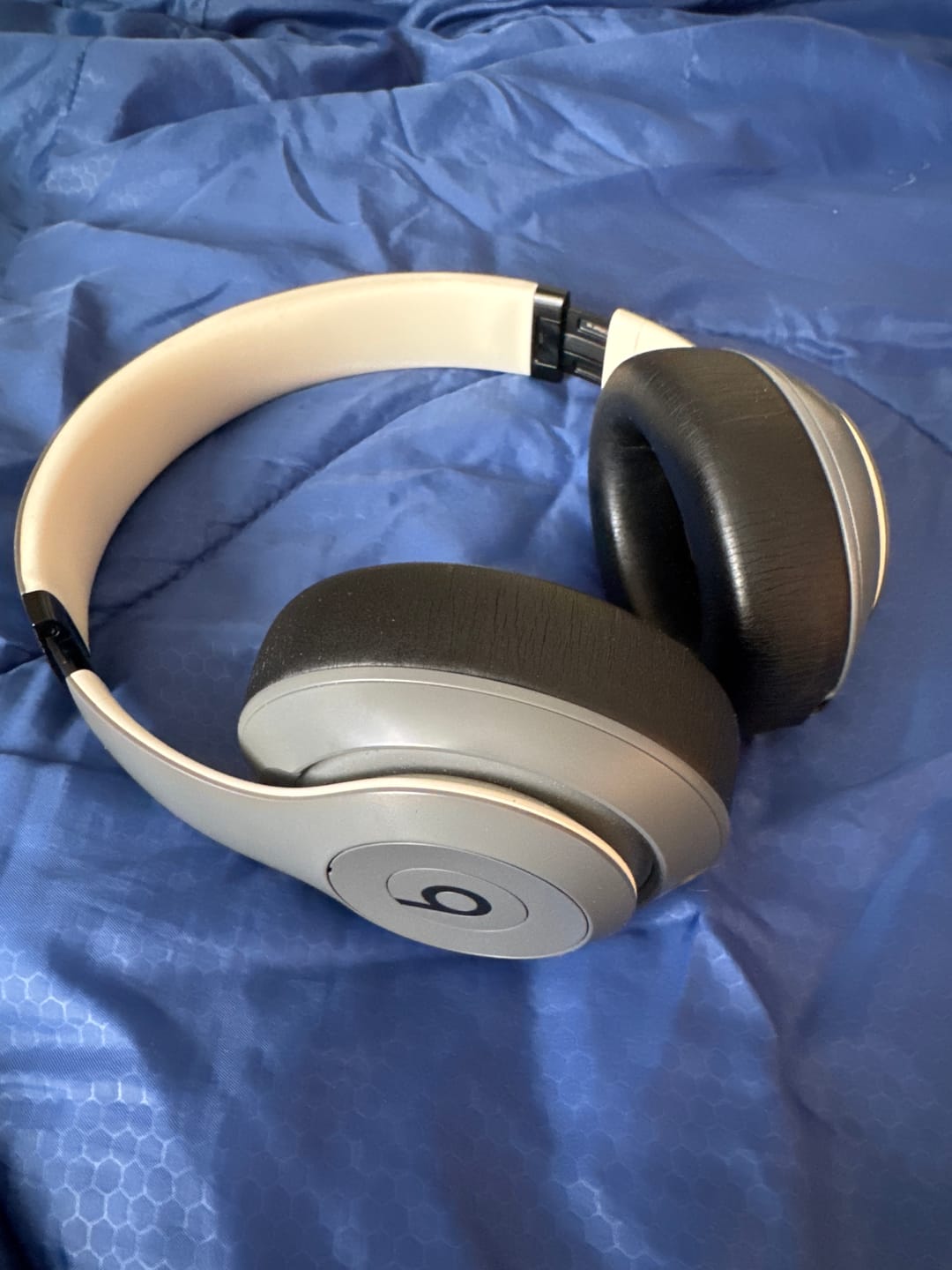 Customer photo review of Beats Studio Pro Earpads by Wicked Cushions