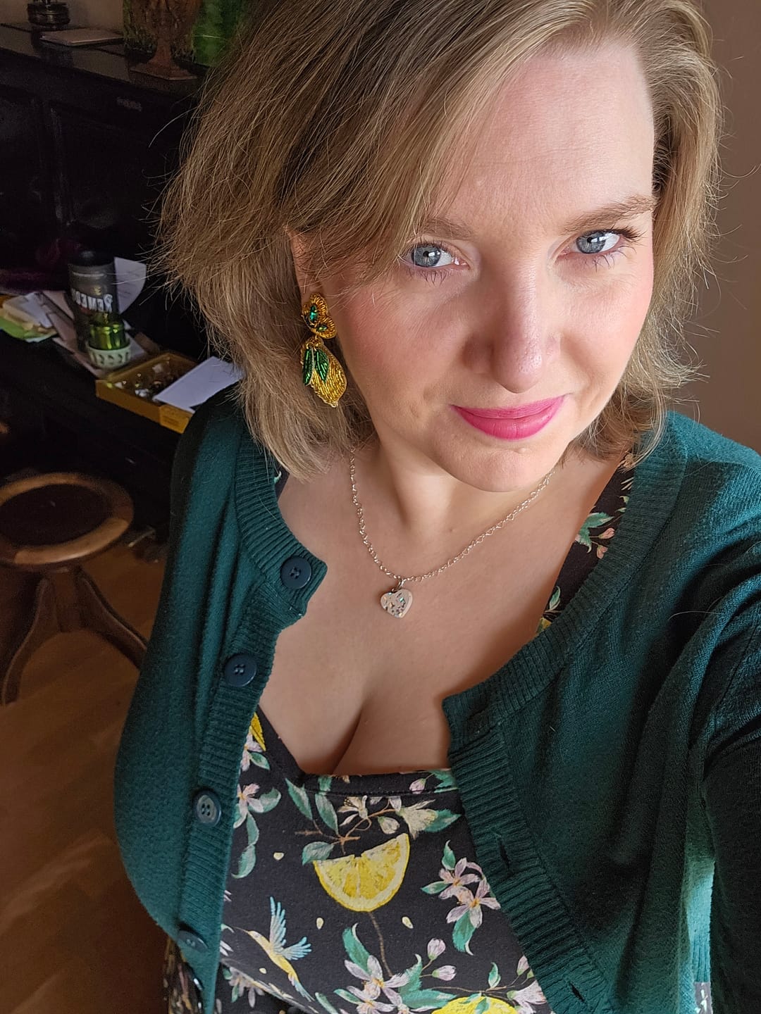 Customer photo review of Auffällige Soutacheohrringe als Zitrone