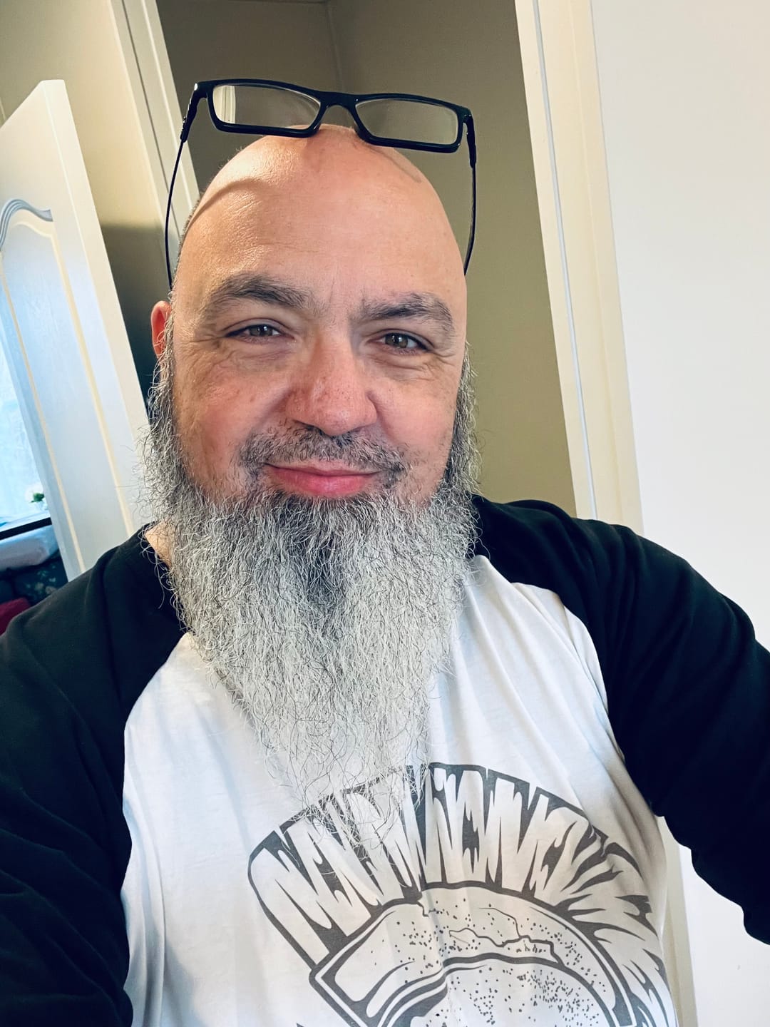 Customer photo review of SAINTWOOD BEARD BUTTER | Conditioning | Guaiac Wood & Frankincense | 2 oz