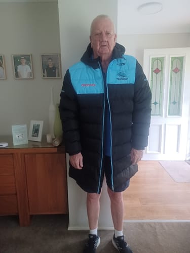 Customer photo review of 2025 Cronulla Sharks Mens Coaches Jackets