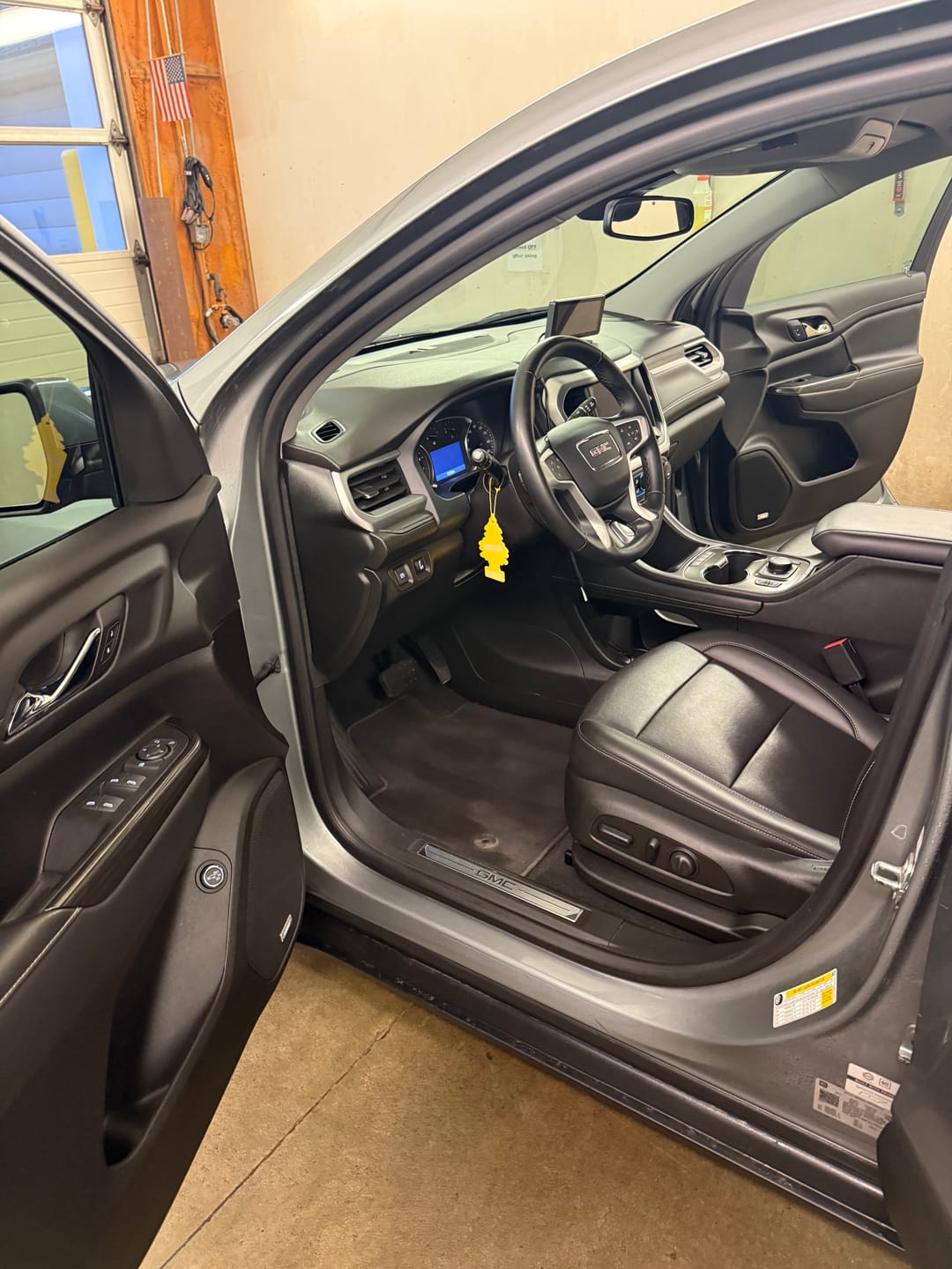 Customer photo review of BLACKLINE® RESET INTERIOR CLEANER & SCENT BOOSTER