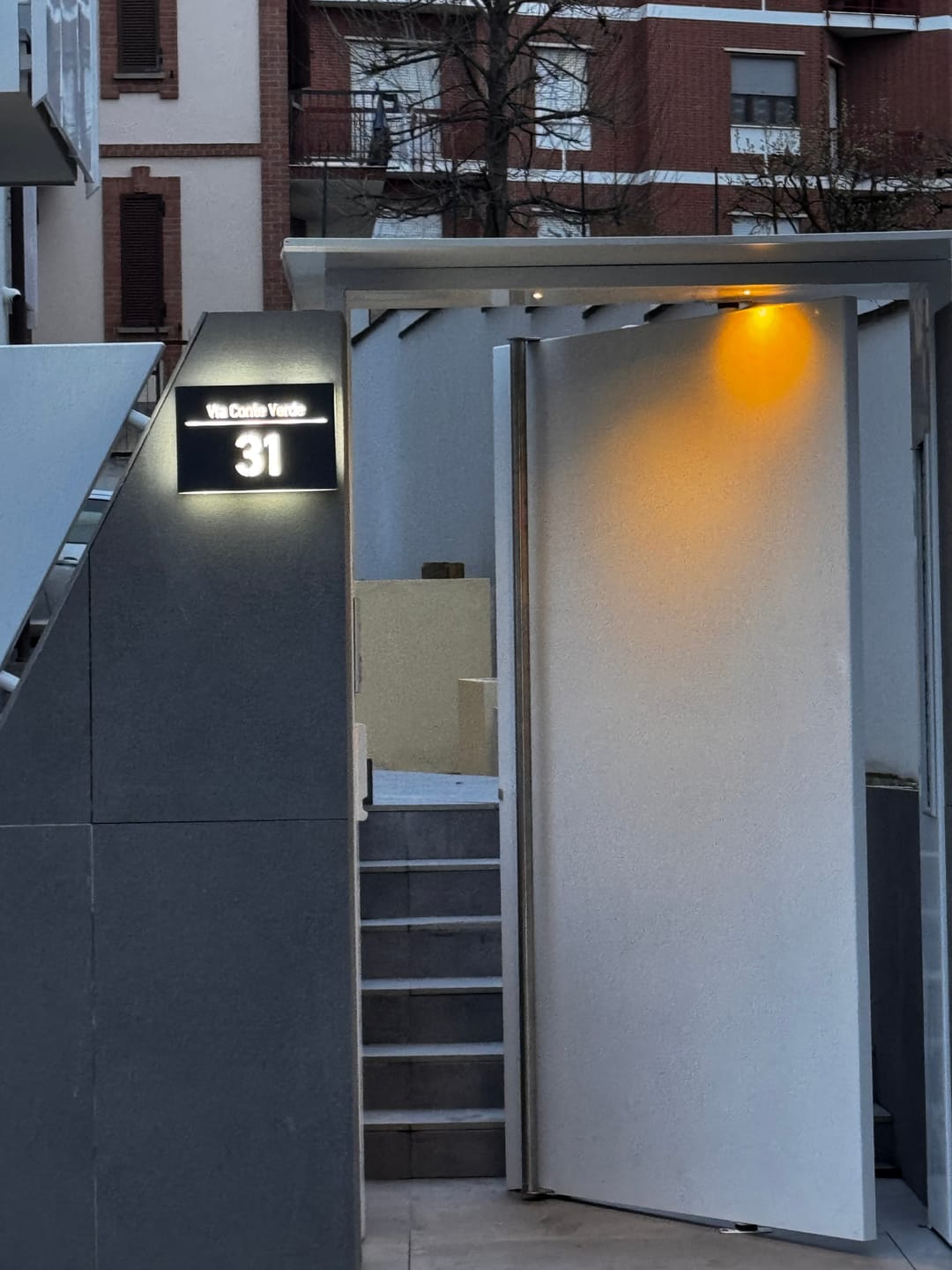 Customer photo review of Numero civico e testo luminoso modello Lux Horizontal