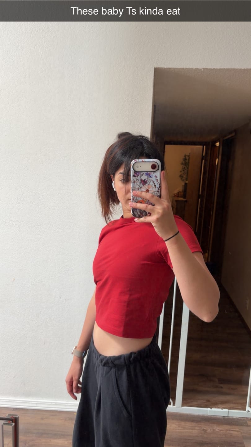 Customer photo review of W4300 - Studio Edit Cotton Tee