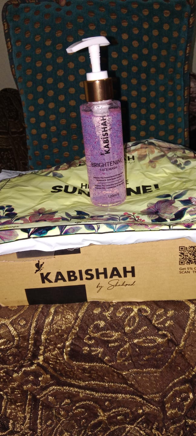 Customer photo review of LuminaBright Whitening Face Wash