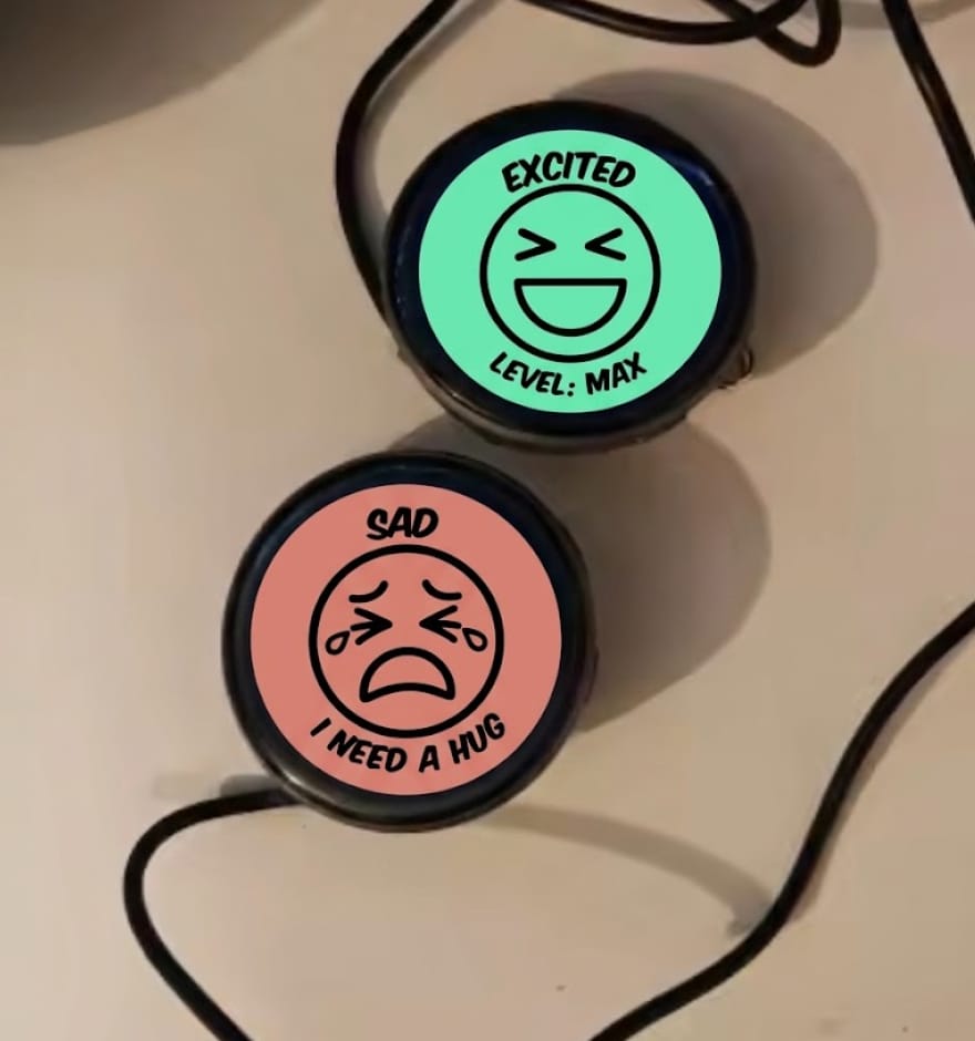 Customer photo review of FaceFlip™ | Mood Badge