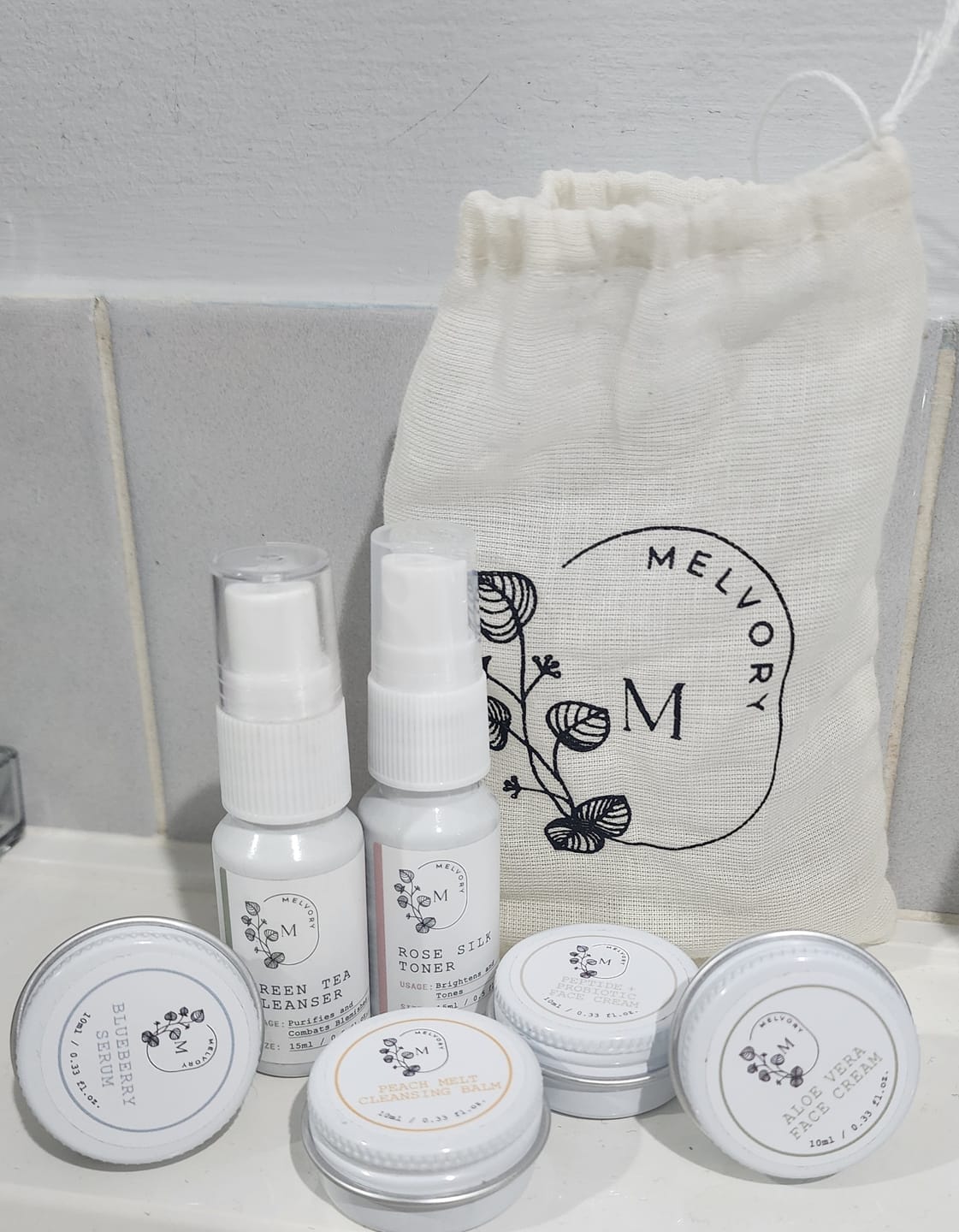 Customer photo review of Melvory Minis