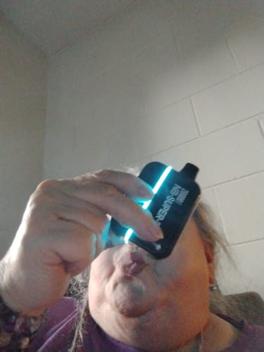 Customer photo review of Fume NB Super P Cartridge ONLY 20K Puffs