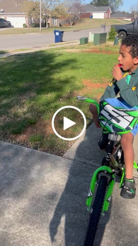 Customer video review of NeuroBrocc Gummies for Kids