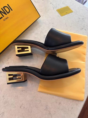 Customer photo review of FENDI BAGUETTE SLIDES WOMEN IN BLACK CALFSKIN