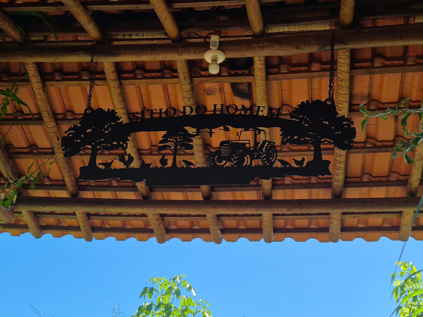 Customer photo review of Placa de Metal Personalizada - Fazenda