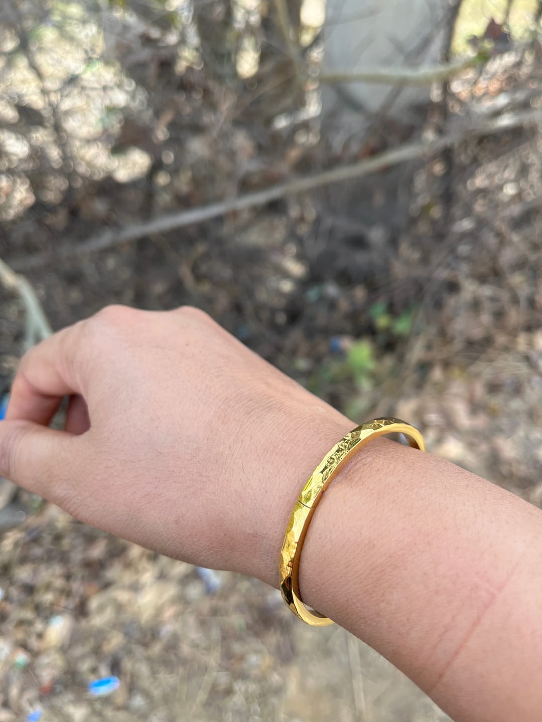 Customer photo review of Gilded Haze Bangle Bracelet