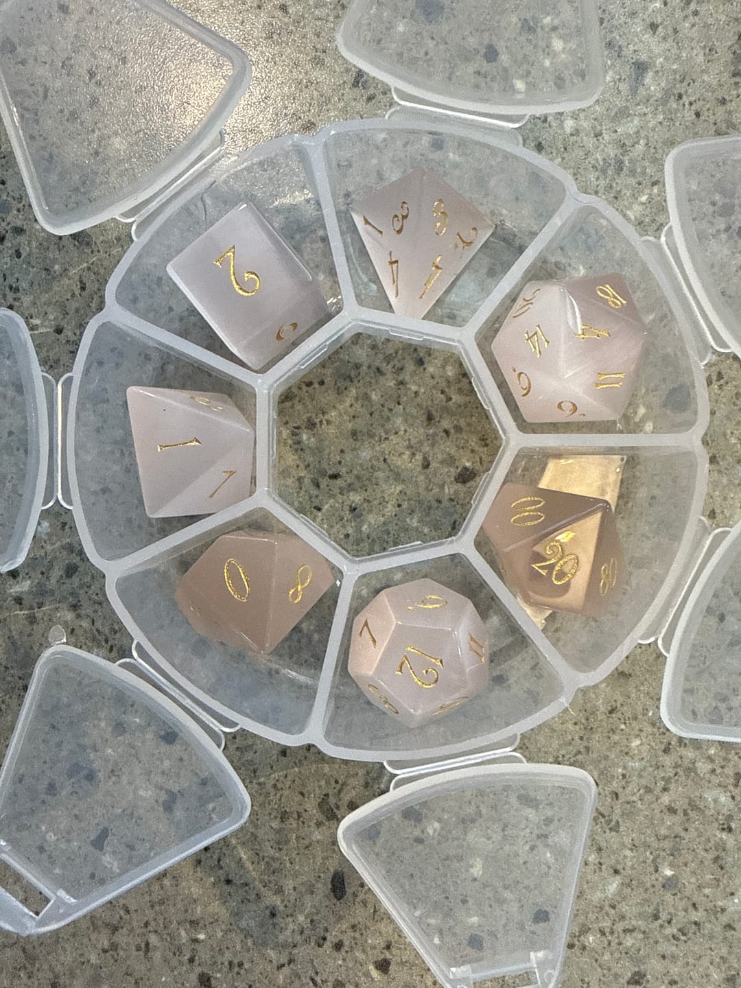 Customer photo review of 🎁 A Free Gift Random D20 (100% off)
