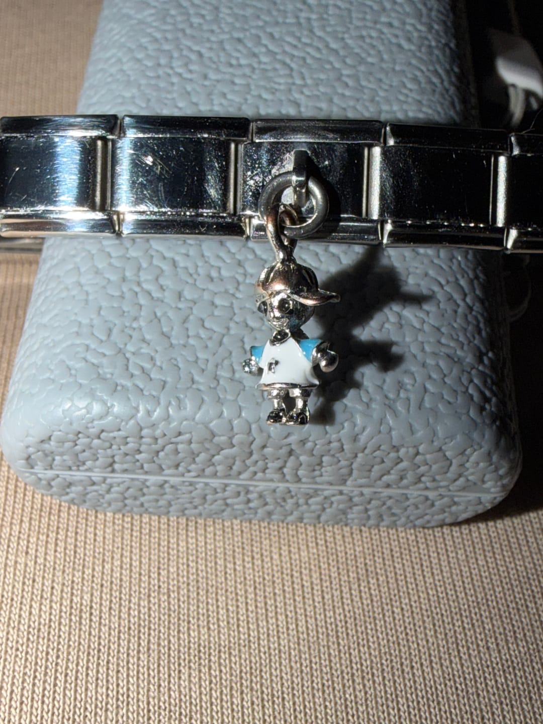 Customer photo review of Charm Niño