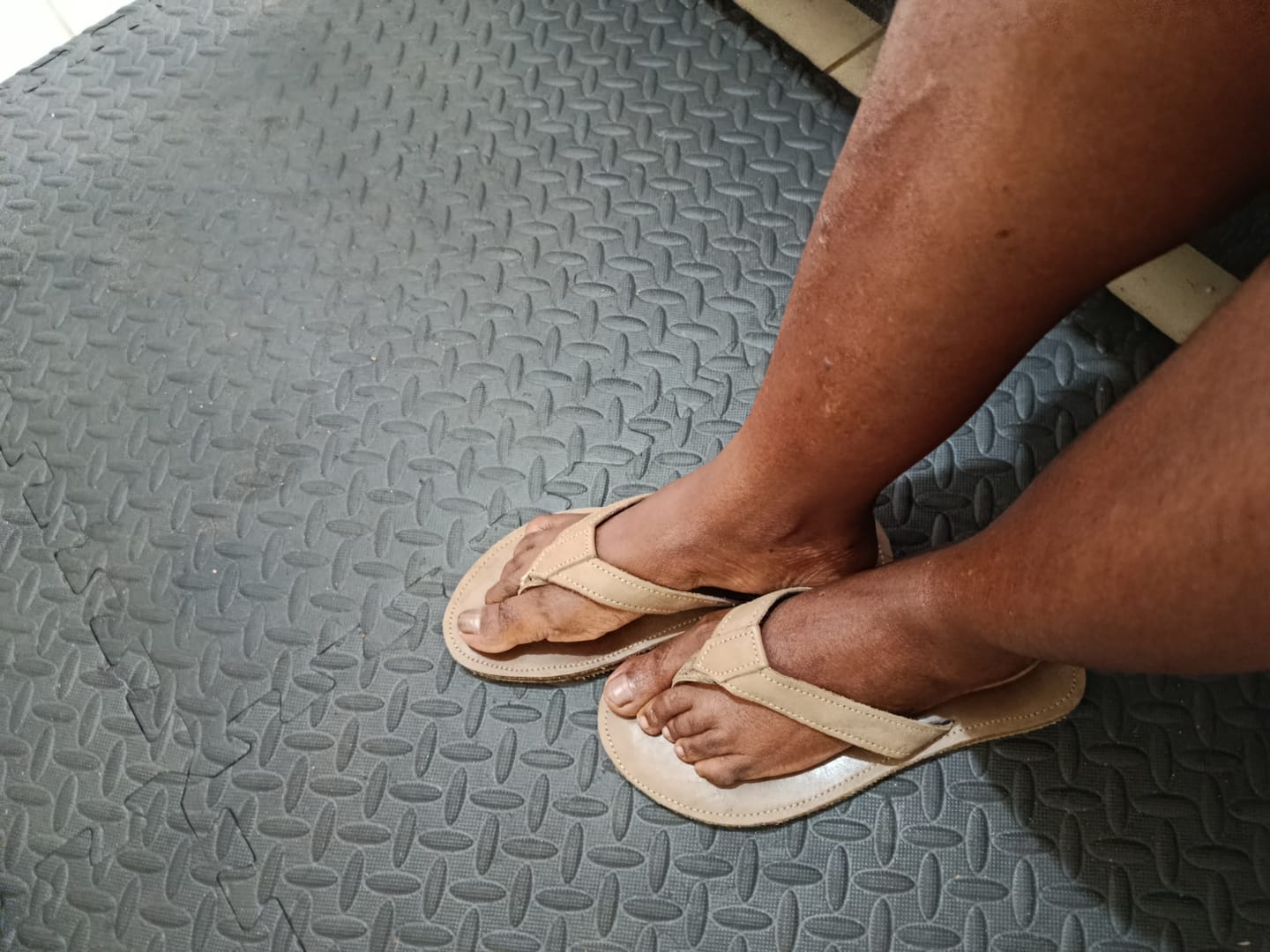 Customer photo review of Ladies Classic  Leather Sandals