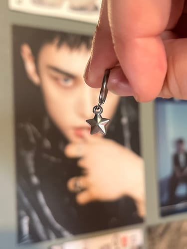 Customer photo review of Hyunjin Star Stud Earrings Titanium Steel
