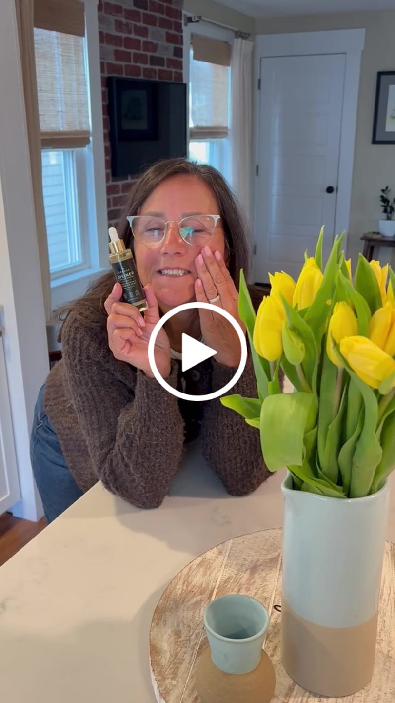 Customer video review of DIVINE9 Facial Serum | 30ml