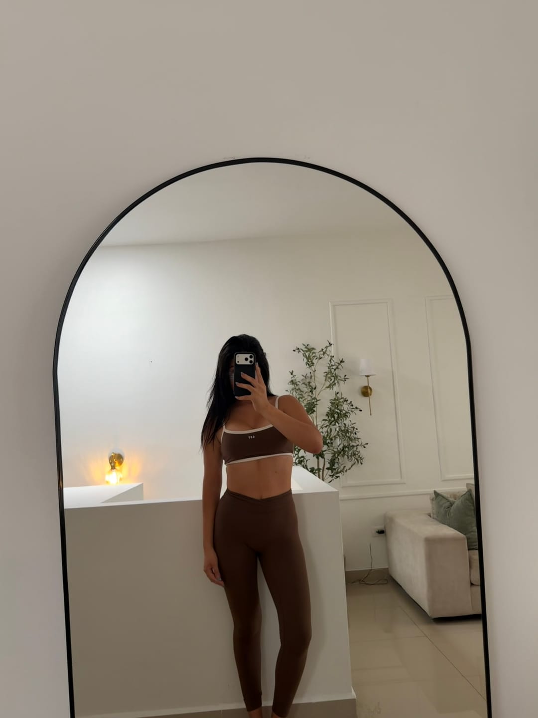 Customer photo review of The V Legging / Teddy