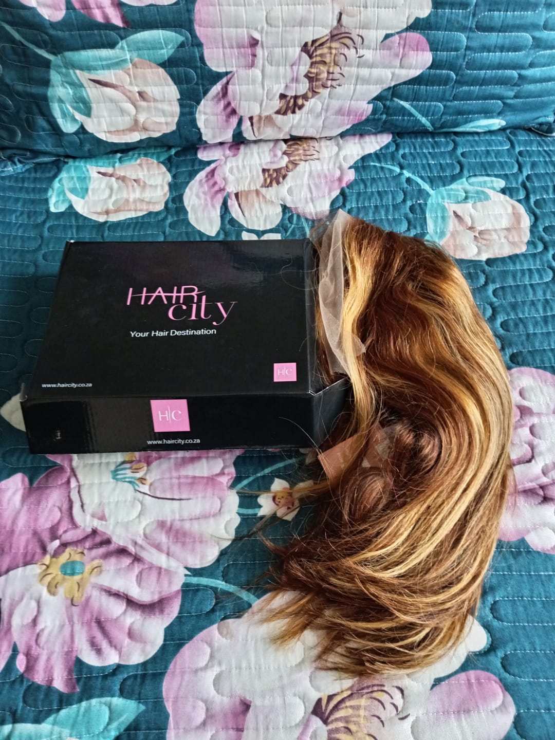 Customer photo review of Brazilian 13x4 Lace Frontal Wig Straight  Col 427 12 Inch