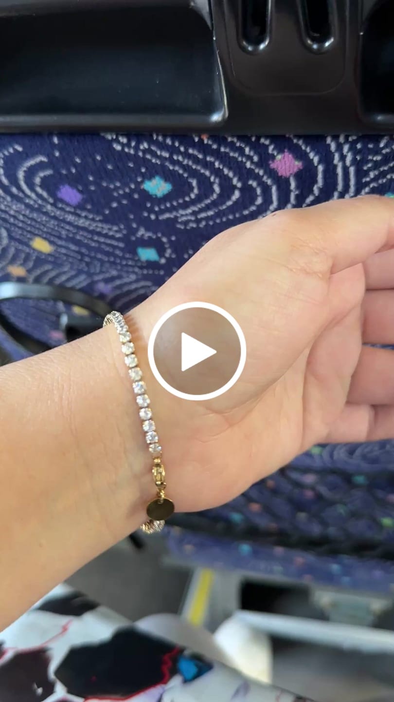 Customer video review of Ava Gold Bracelet