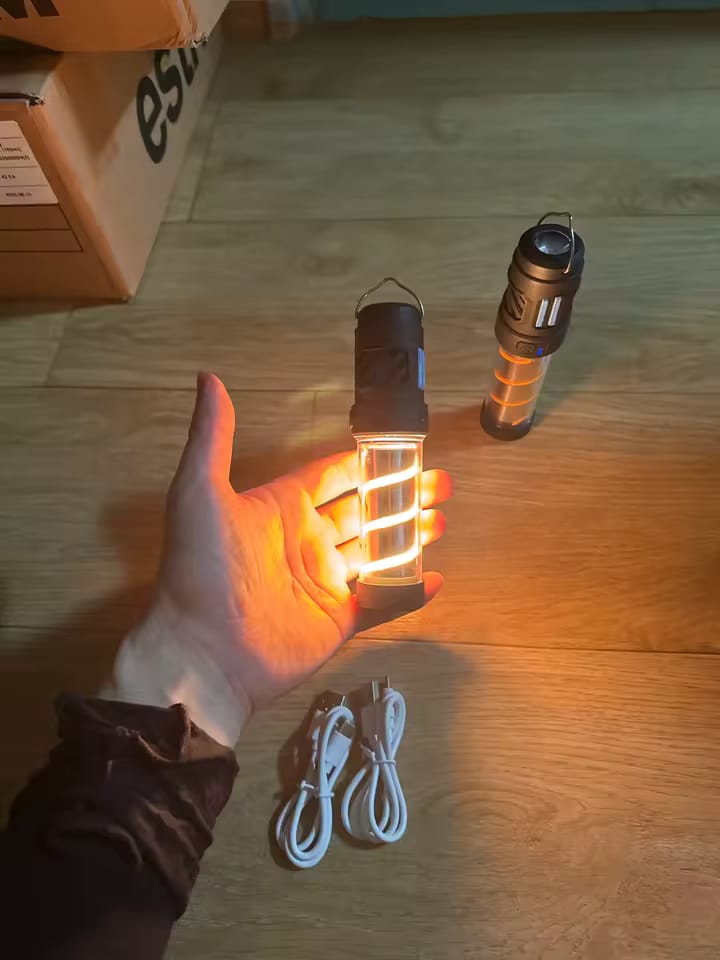 Customer photo review of 5-in-1 Campinglampe – LED-Taschenlampe & Mückenschutzlicht