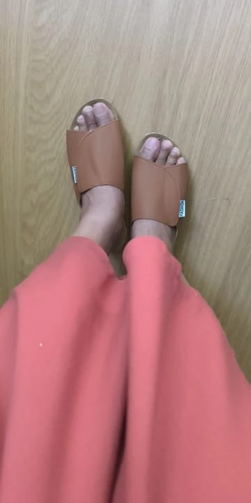 Customer photo review of Bríd | Classic Comfort Walking Sandals