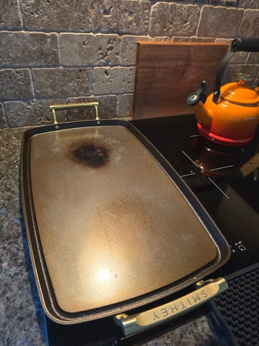 Customer photo review of Smithey Double Burner Griddle