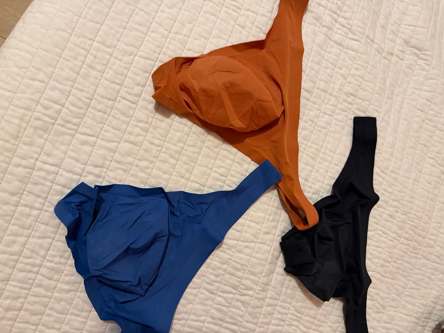 Customer photo review of Brushed Nylon Seamless 0in Thongs No Fly 3pk Black/Nightfall/Red Stone