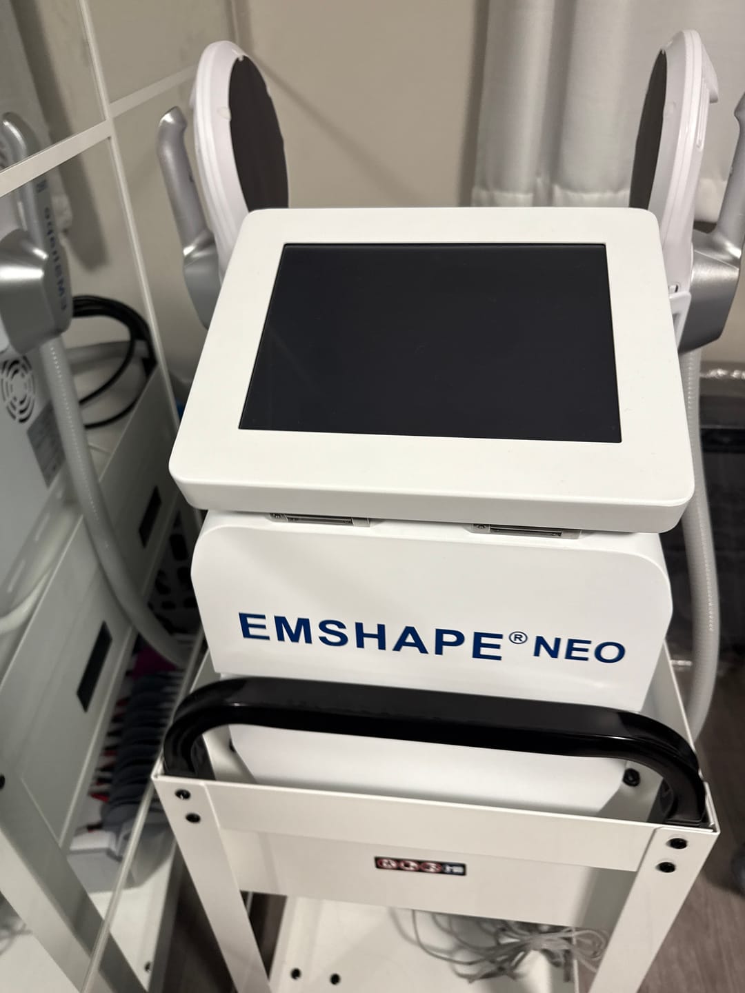 Customer photo review of Personal EMShape® Neo-Tone Sculpting Machine
