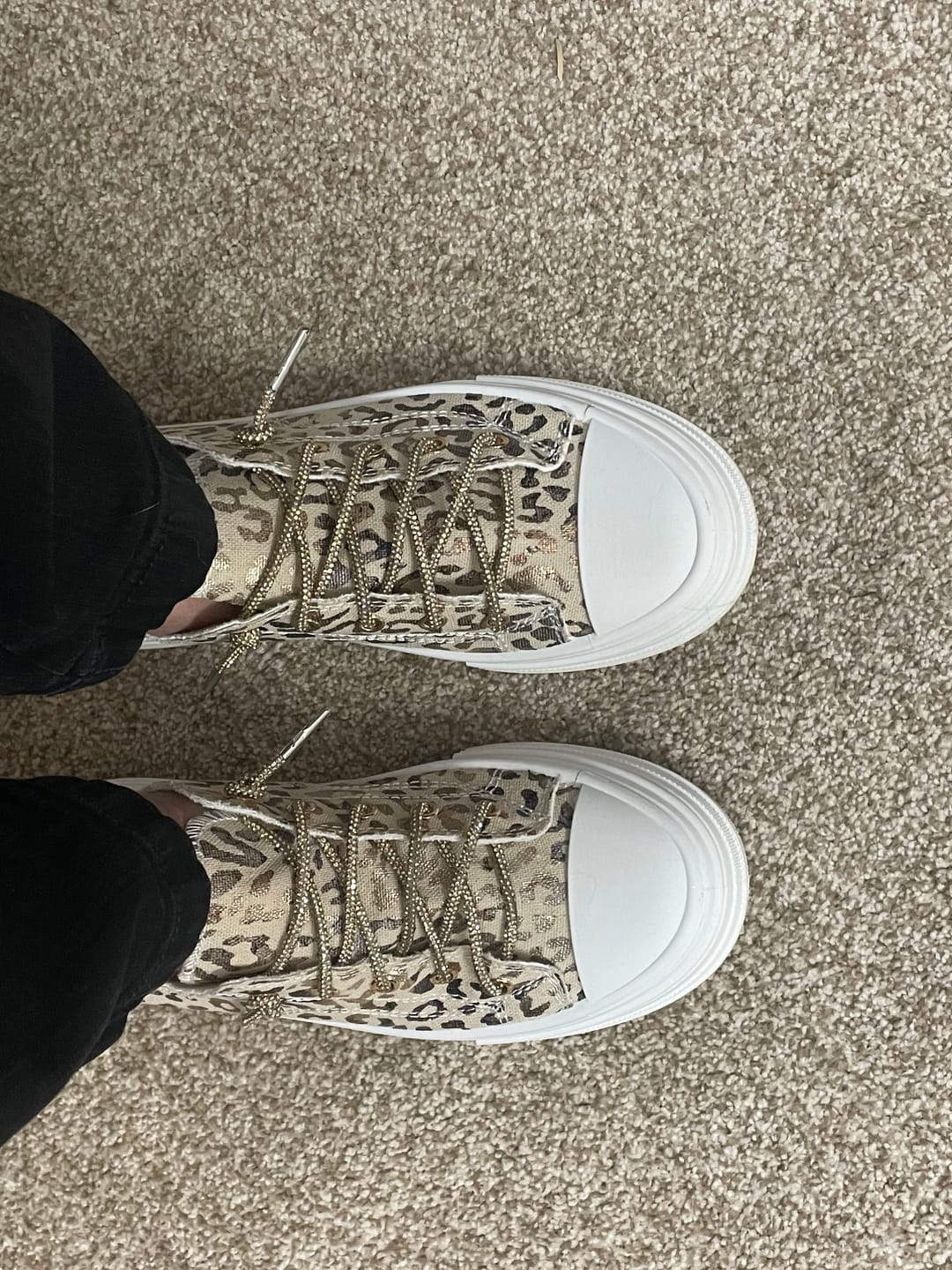 Customer photo review of Very G Natural Aman Leopard Sneakers