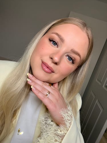 Kundenbewertung mit Foto zu THE VANILLA GIRL