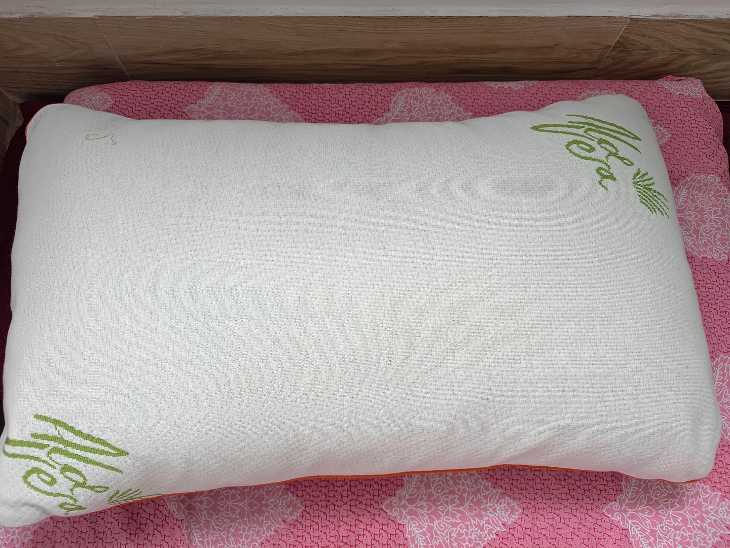 Customer photo review of Flo Adjustable Pillow (Fibre)