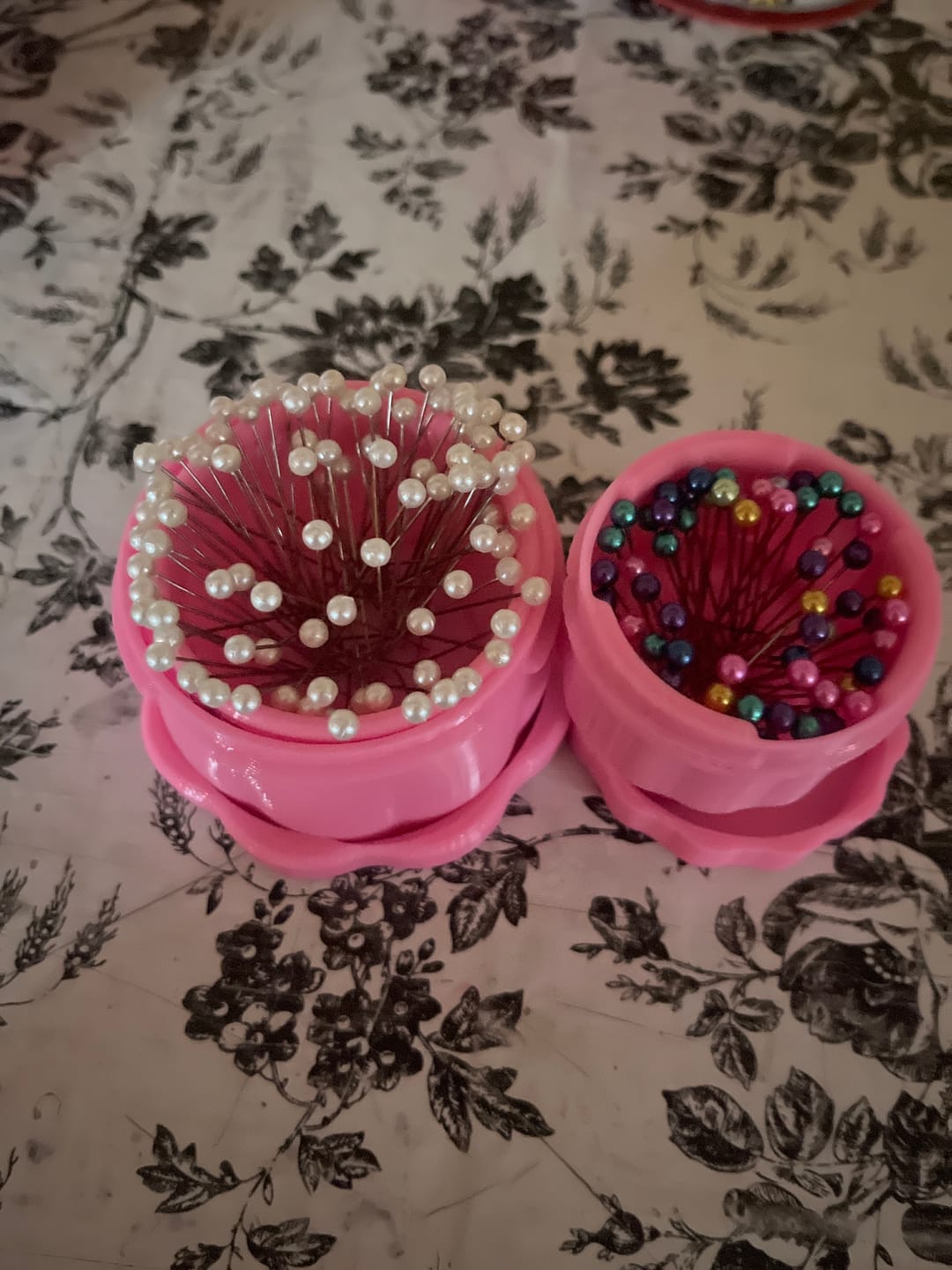 Customer photo review of Magnetic Flower Pin Cups