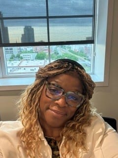 Customer photo review of Essential Choice: 16-36" Human Hair Boho Curls Hand Tied Swiss HD Full Lace Knotless Braided Wig