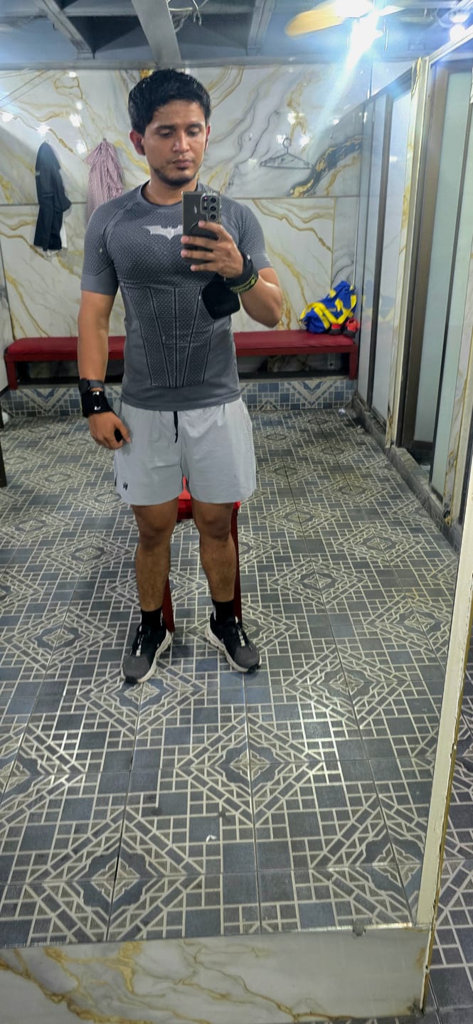 Customer photo review of 4259 - Batman Compression Tees