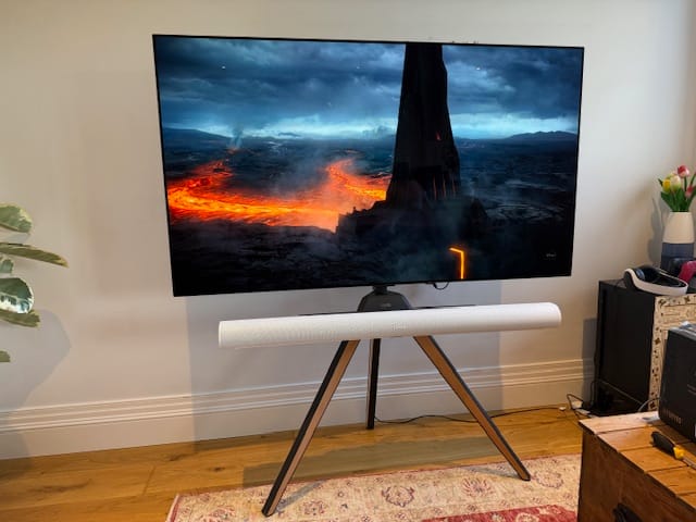 Customer photo review of Picasso FT65 TV Stand