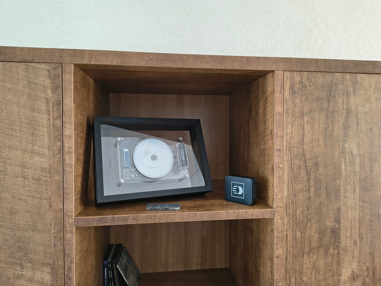 Customer photo review of M1 Music Frame CD Player