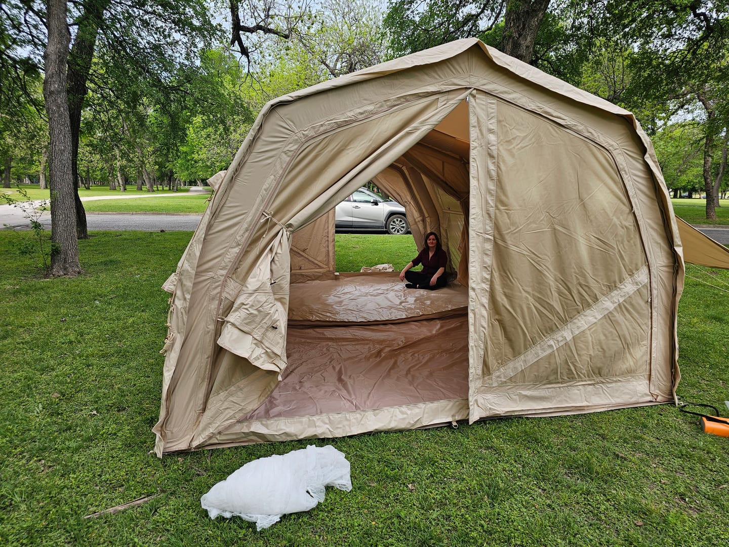 Customer photo review of Coody Familia AirTent 17.2 Pro Beige- Inflatable Tent for Camping (2-10 Person)