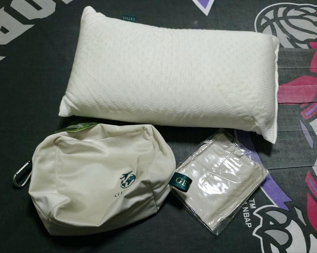 Customer photo review of Getha First Class Travel Latex Pillow