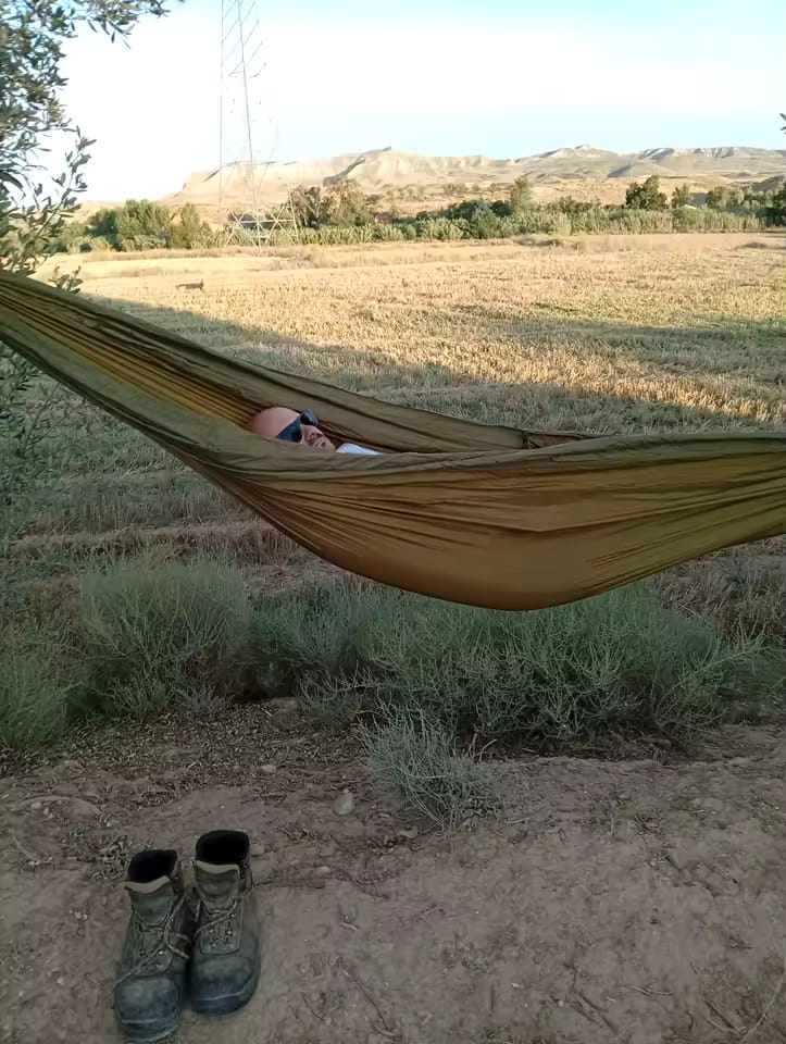 Customer photo review of Camping-Hängematte mit Moskitonetz, Regenschutz-Tarp & Tasche