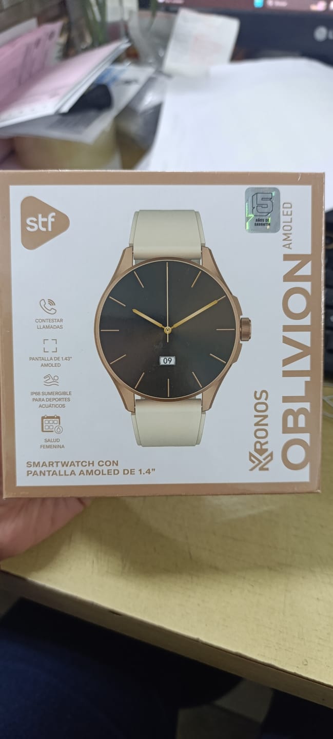 Customer photo review of Smartwatch Reloj Kronos Oblivion STF Pantalla Amoled 1.43" Resistencia al agua IP68 Beige