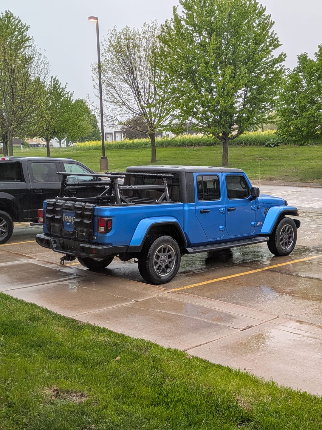 Customer photo review of OPENROAD Adjustable Bed Rack for Trucks