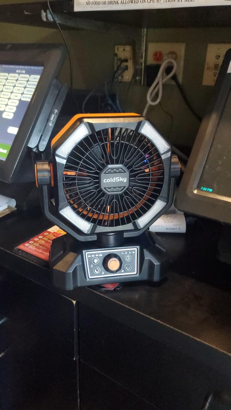 Customer photo review of 20000mAh Camping Fan with LED Lantern – 8-Speed Rechargeable Fan